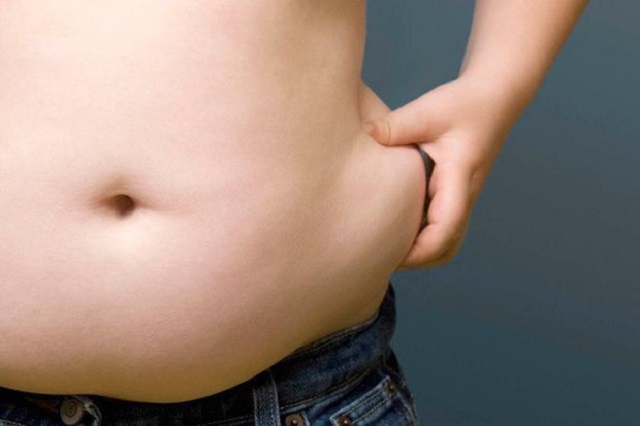 Rất nhiều người gặp tình trạng mỡ thừa ở bụng