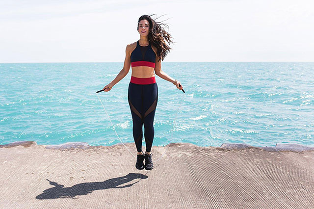 Nhảy dây là bài tập giảm béo toàn thân rất hiệu quả bởi hoạt động cả cơ thể