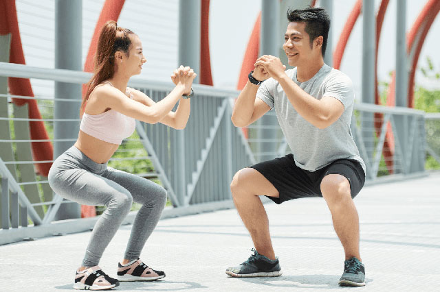 Squat là bài tập tăng cơ giảm mỡ được nhiều người yêu thích