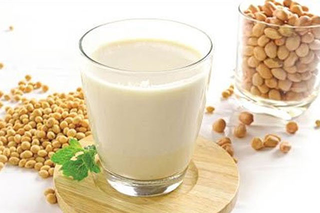 Sữa đậu nành là món được ưa chuộng trong các chế độ ăn chaySữa đậu nành là món được ưa chuộng trong các chế độ ăn chay