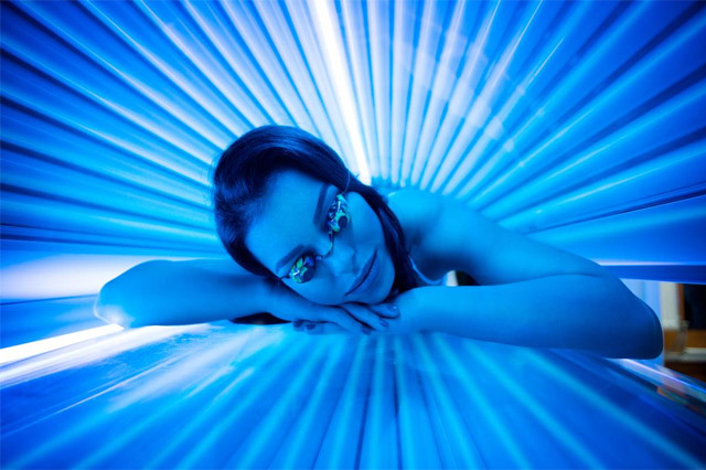 Giường tắm nắng nhân tạo làm tăng nguy cơ gây ung thư da