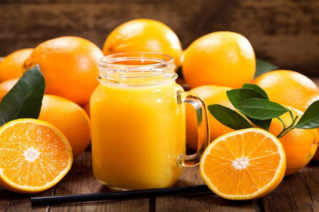 Vitamin C vốn là thực phẩm giúp trắng da cho nam nổi tiếng