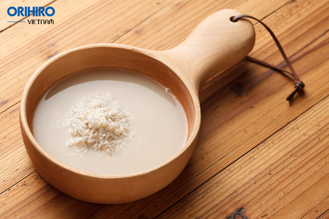 Cách làm làn da trắng sáng tại nhà với nước vo gạo