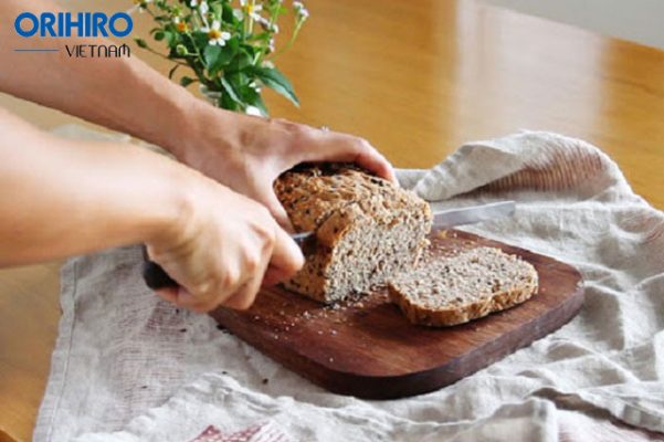 Hướng dẫn cách làm bánh mì nguyên cám giảm cân hiệu quả