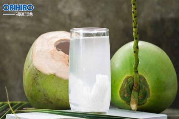 Tuyệt chiêu giảm cân bằng nước dừa hấp dẫn và hiệu quả